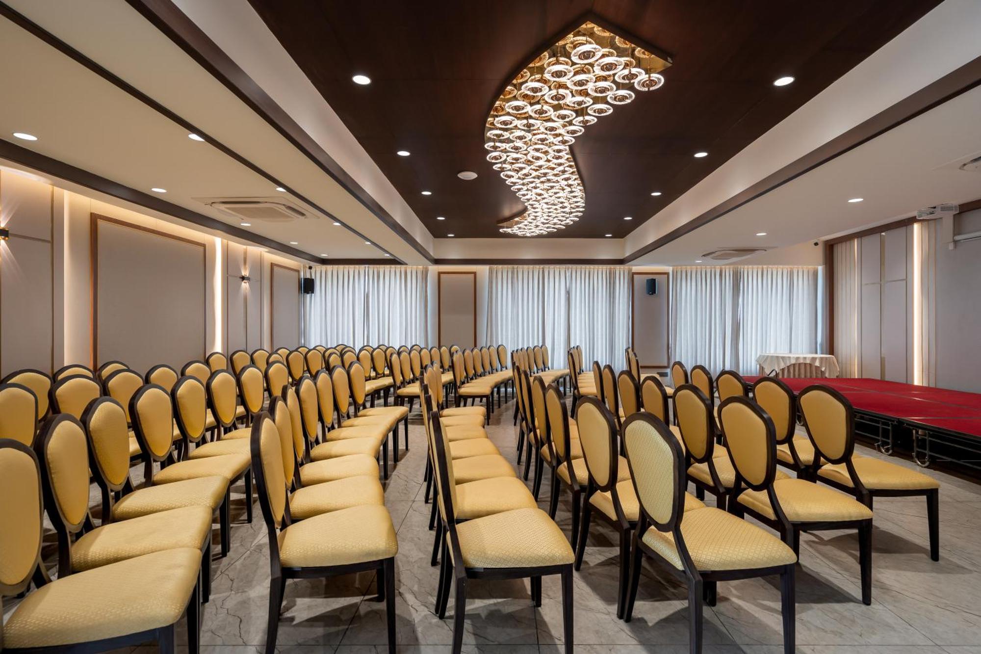 Copper Leaf Hotels, Тирунелвели Экстерьер фото